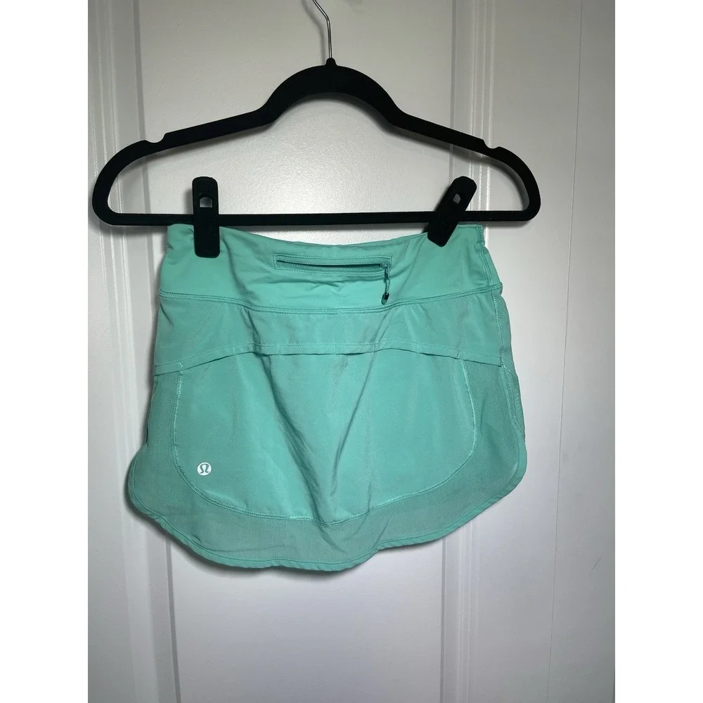 Lululemon‎ 2 Hotty Hot Skirt Bali Breeze Oasis Green EUC! Rare Color!